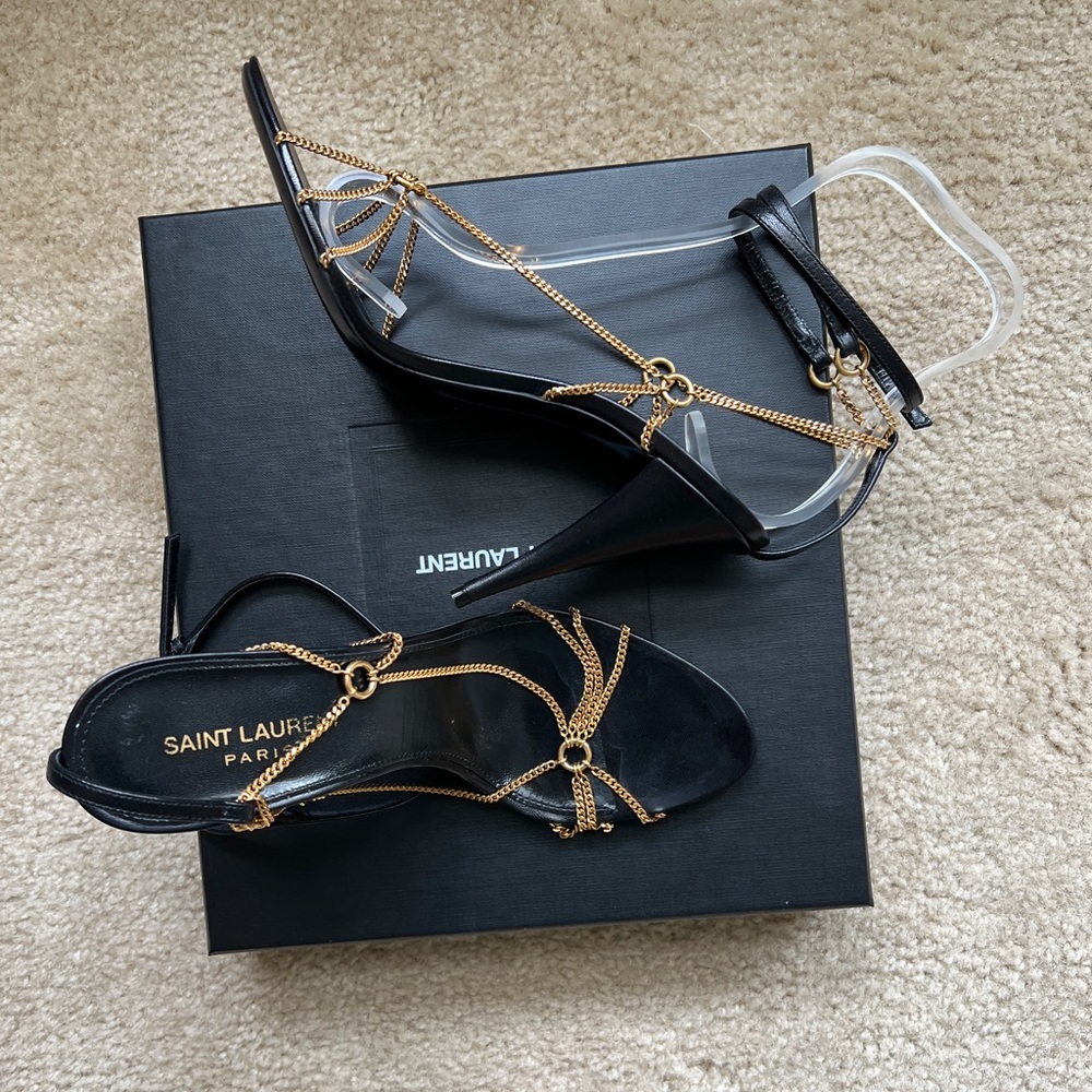 YSL CRISTAL CHAIN SANDALS IN SMOOTH LEATHER